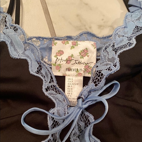 Betsey Johnson X Forever 21 sleep set - Picture 3 of 9